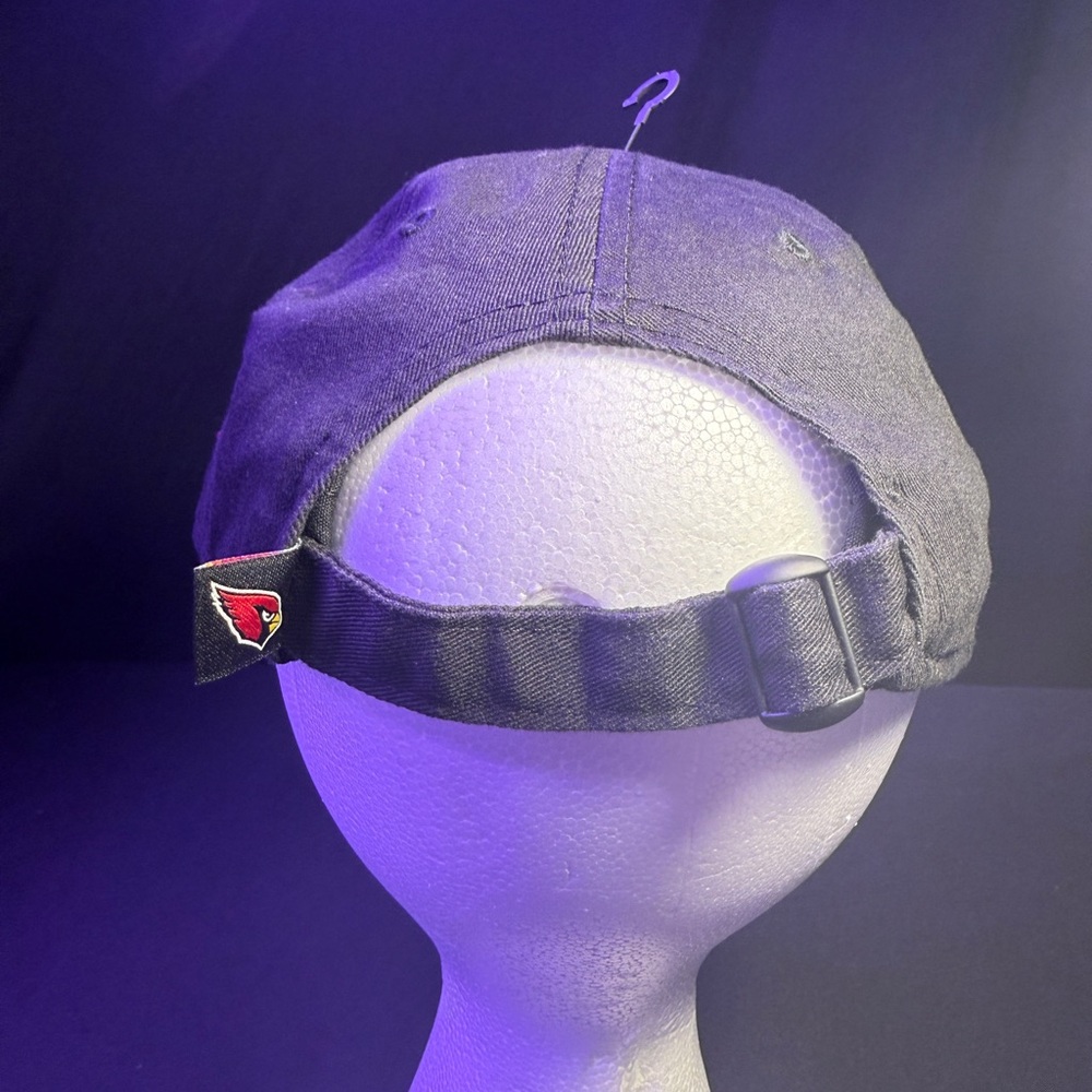 Stitched on lLogo NFL Arizona Cardinals New Era Black 9TWENTY Child Cap NWT - Picture 8 of 9